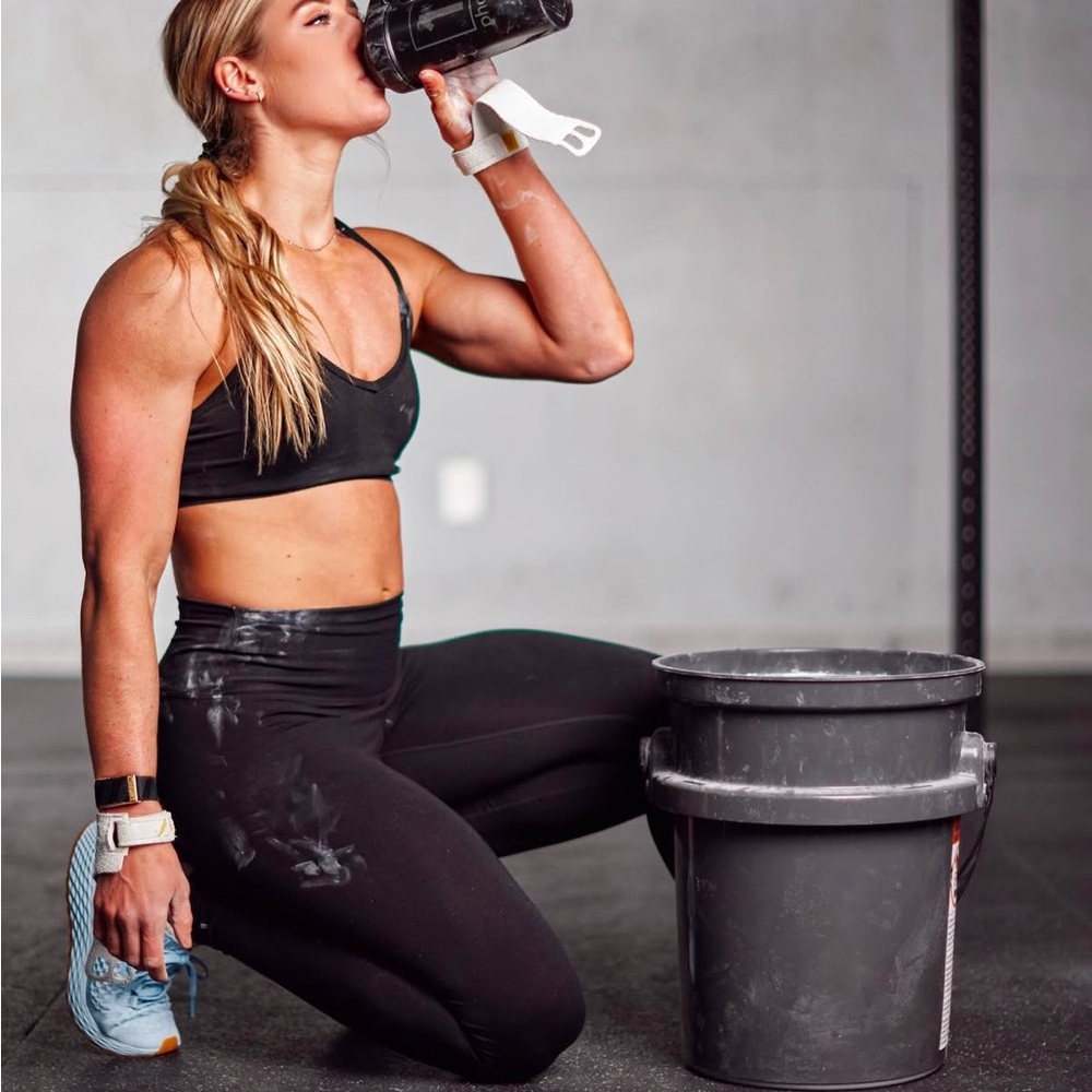 NOBULL High-Rise 7/8 Tight (Matte) - Black